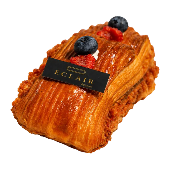 Feuilleté aux fruits rouges — Viennoiserie, ÉCLAIR Pâtisserie