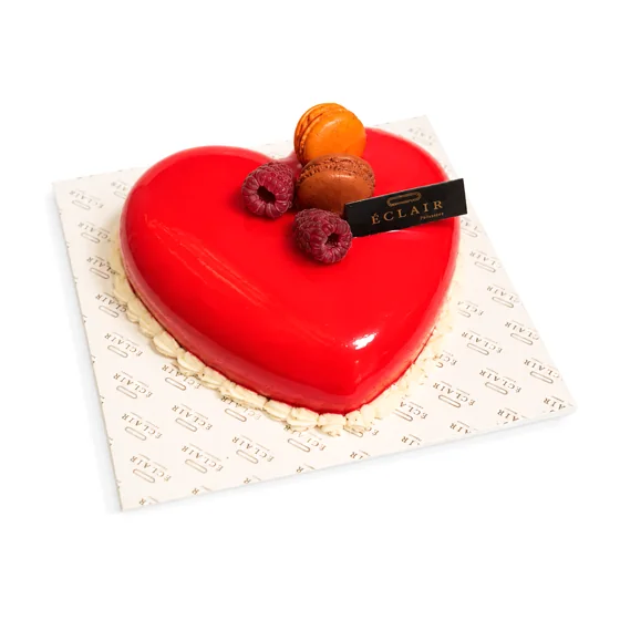 Cœur macarons — Cake Design, ÉCLAIR Pâtisserie