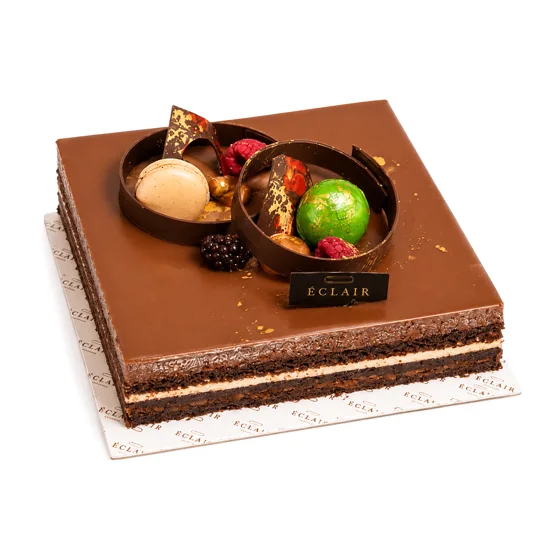 Carré chocolat et or — Cake Design, ÉCLAIR Pâtisserie